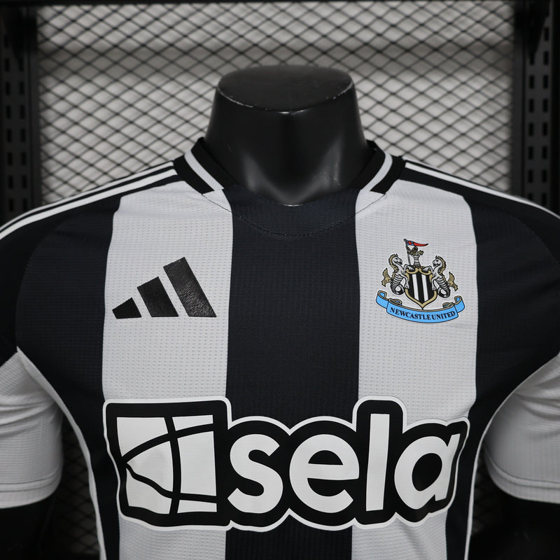 NEWCASTLE l 24/25 HOMBRE (VERSIÓN JUGADOR)